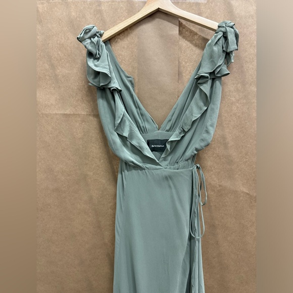 Reformation Peppermint Dress - Picture 5 of 10